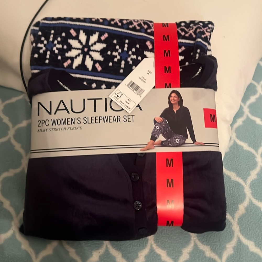 Nautica 2 Piece Woman’s Sleepwear Set 😴